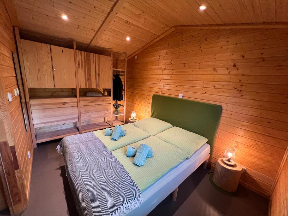 Chalet "Waldhauszeit" Am See Mücke Esterno foto